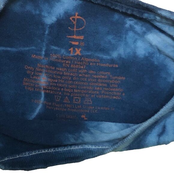 Pink Floyd The Dark Side of the Moon Cropped T-Shirt, Rainbow Triangle Graphic - Picture 4 of 10